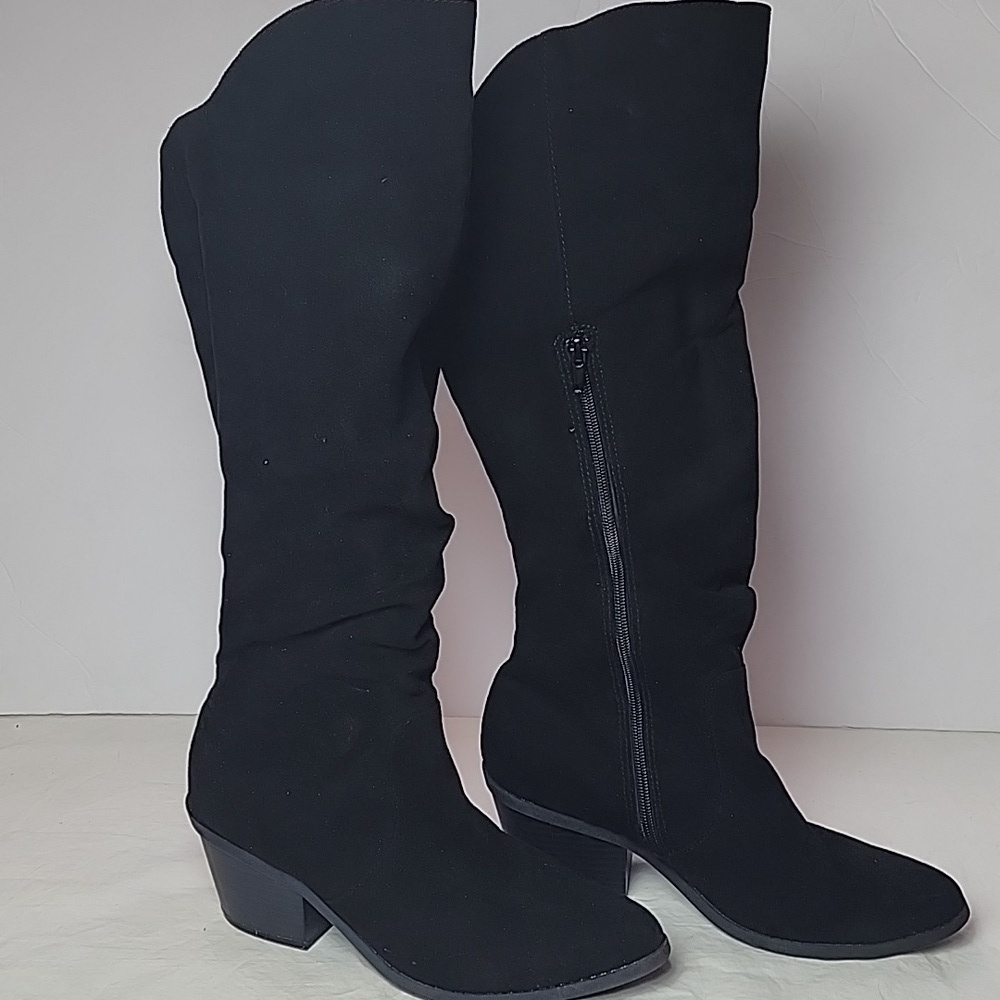 Jellypop Cadice Elegant Black Knee-High Women's Boots 8.5M